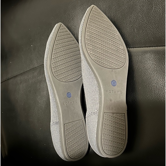 Rothy’s | Gray ‘The Point’ Flats W 7.5 - Picture 4 of 5